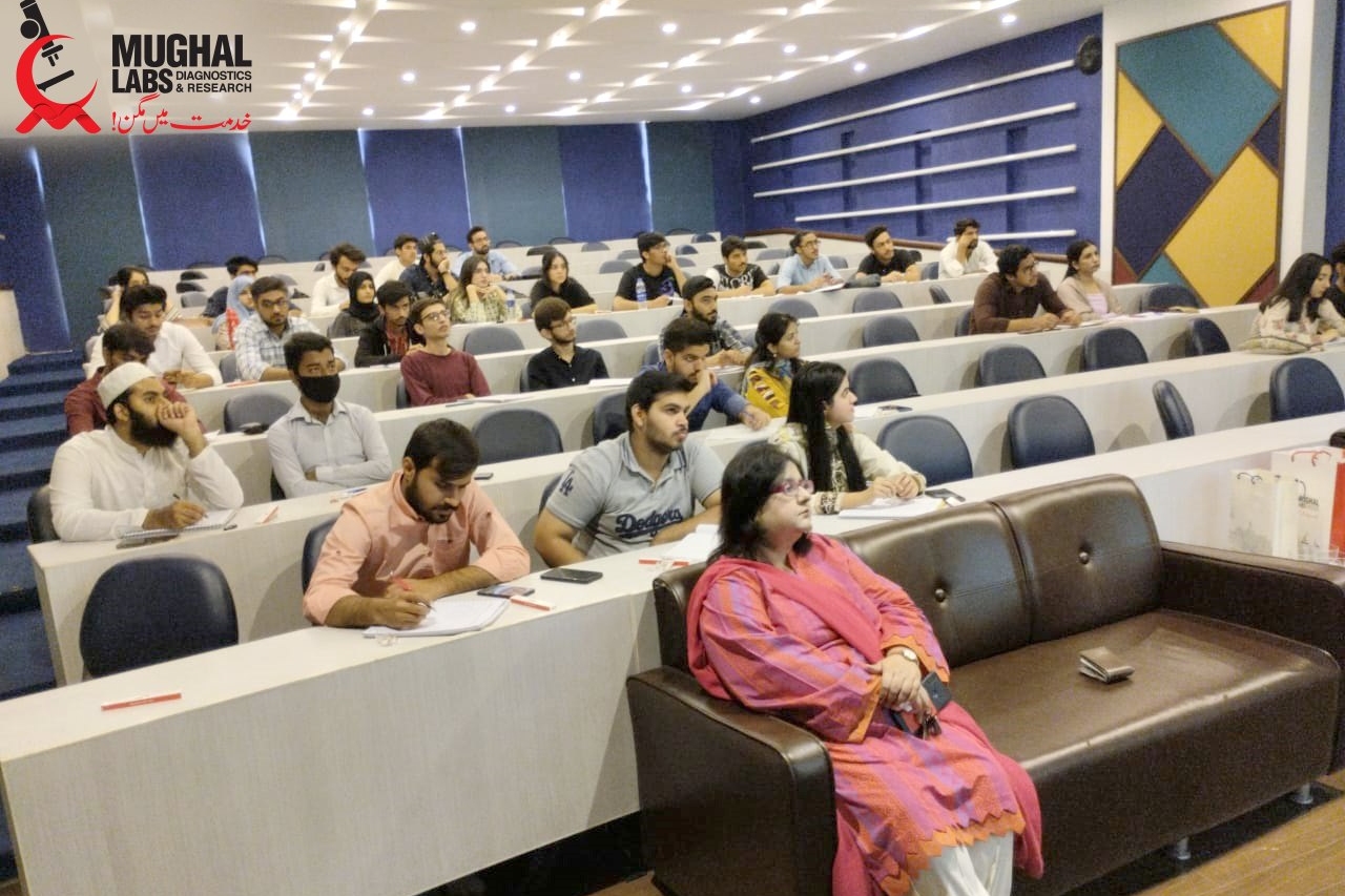 Lab Director delivered a guest lecture in UCP